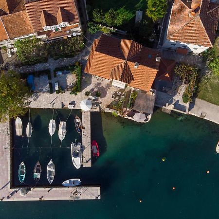 Tanja'S Seafront Orahovac Apartment كوتور المظهر الخارجي الصورة